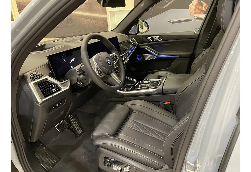 LIVE. Слайд №9