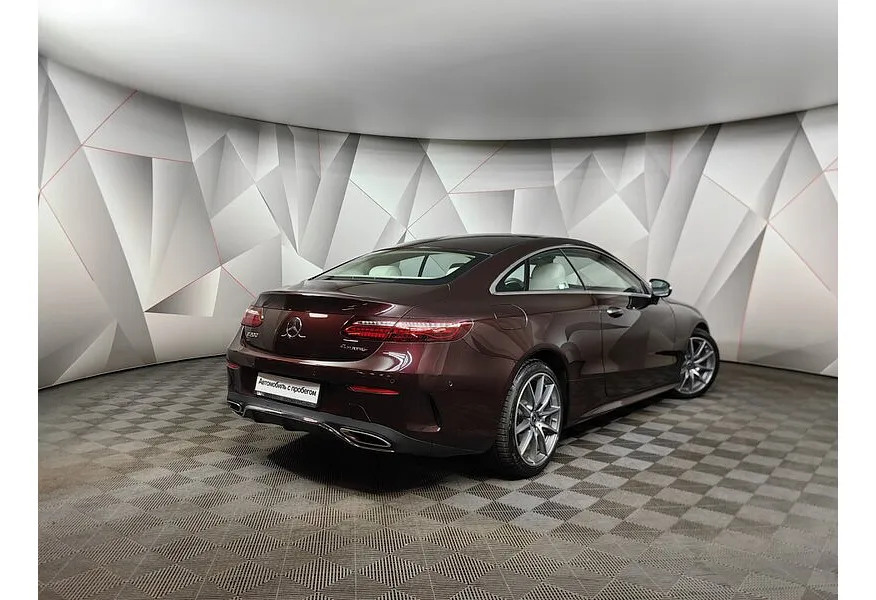 Mercedes-Benz E-Класс E 200 4MATIC 9G-TRONIC (197 л.с.) Sport Красный в АВИЛОН. Слайд №2