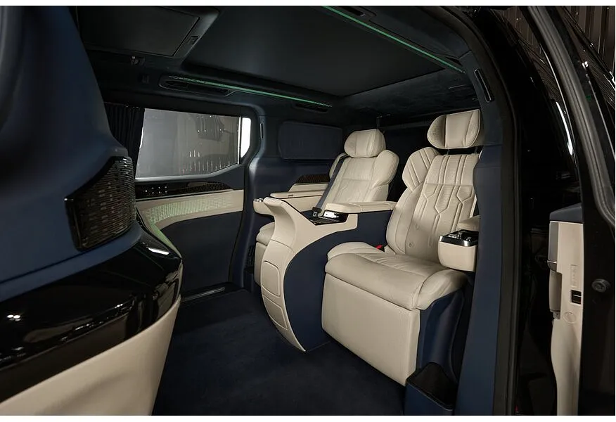 Zeekr 009 AT 4WD (190 л.с.) ME Edition VIP Черный в АВИЛОН. Слайд №4