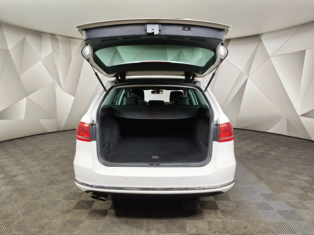 Volkswagen Passat 1.8 TSI DSG (152 л.с.) Comfortline Белый в АВИЛОН. Слайд №11