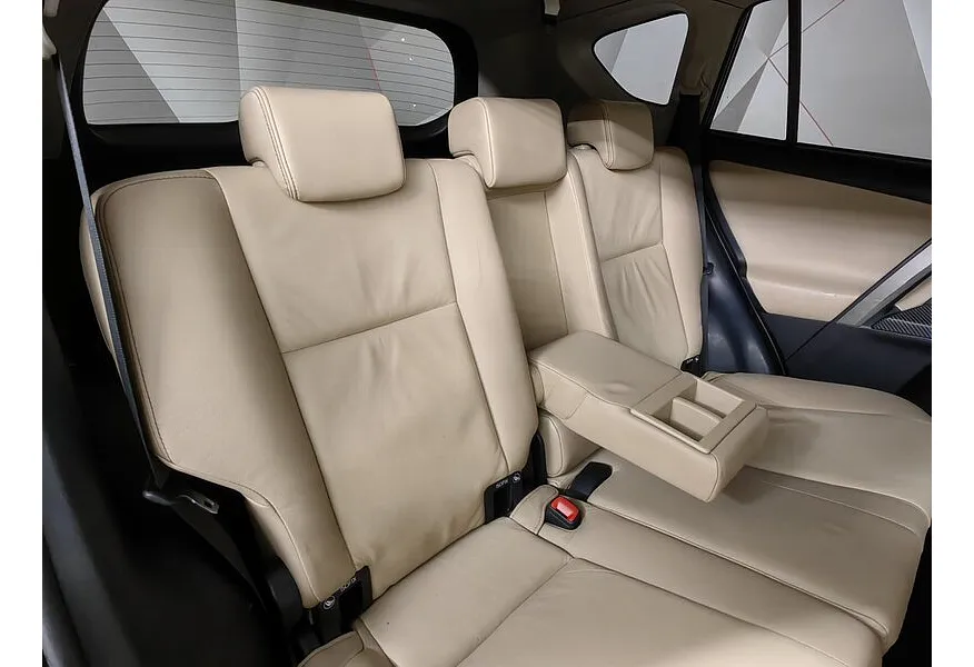 Toyota RAV4 2.0 CVT AWD (146 л.с.) Классик Черный в АВИЛОН. Слайд №16