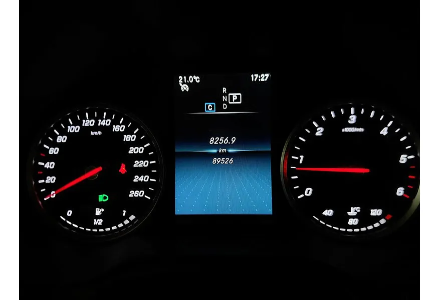 Mercedes-Benz GLC 220 d 9G-TRONIC 4MATIC (194 л.с.) Premium (Локальная сборка) Черный в АВИЛОН. Слайд №18