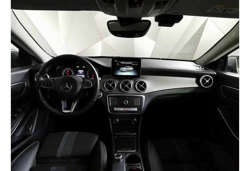 Mercedes-Benz CLA CLA 200 7G-DCT (156 л.с.) Urban Серый в АВИЛОН. Слайд №14