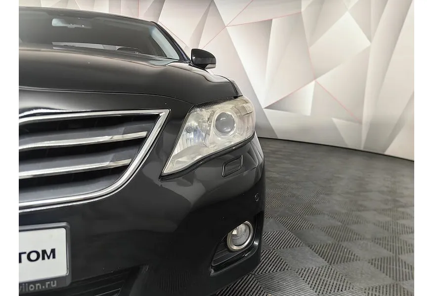 Toyota Camry 2.4 VVT-i AT (167 л.с.) Черный в АВИЛОН. Слайд №19