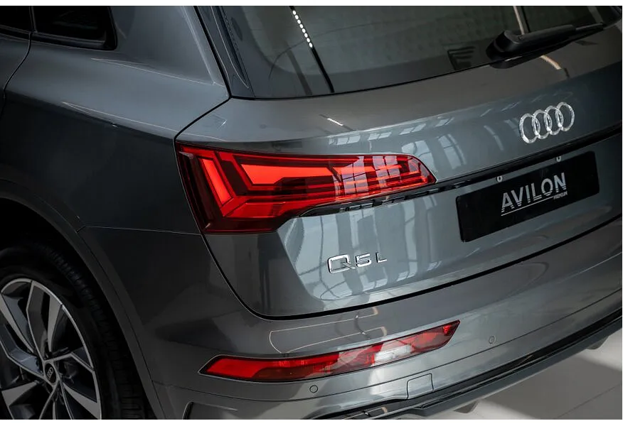 АВИЛОН - Audi Q5 L 2.0 TFSI S tronic quattro (245 л.с.) Luxury Dynamic - slide 19
