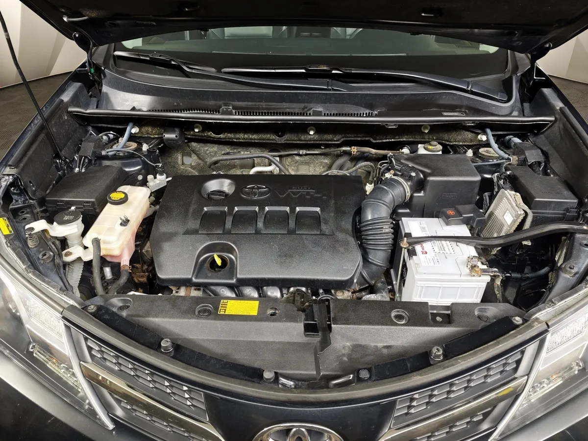 Toyota RAV4 2.0 CVT AWD (146 л.с.) Черный в АВИЛОН. Слайд №11