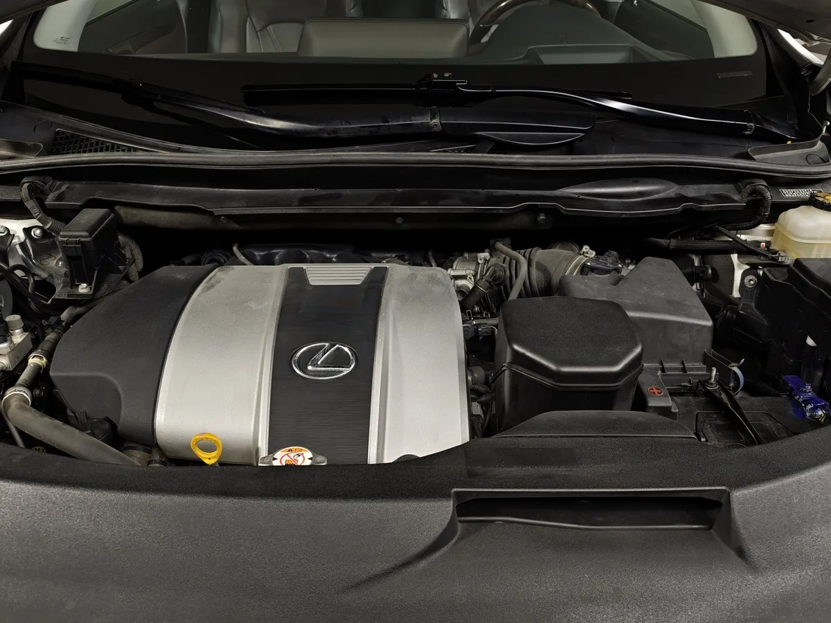 Lexus RX 350 AT AWD (300 л.с.) Exclusive Белый в АВИЛОН. Слайд №11