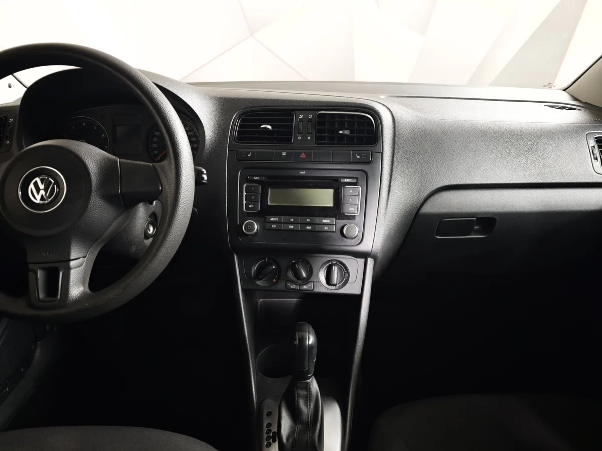 Volkswagen Polo 1.6 Tiptronic (105 л.с.) Comfortline Синий в АВИЛОН. Слайд №13
