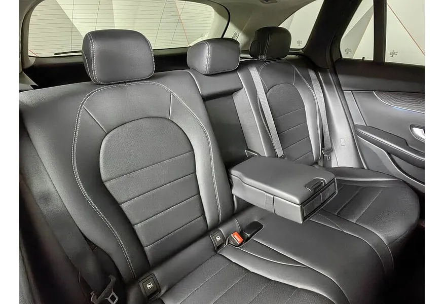 Mercedes-Benz GLC 250 d 9G-TRONIC 4MATIC (204 л.с.) Sport Черный в АВИЛОН. Слайд №17