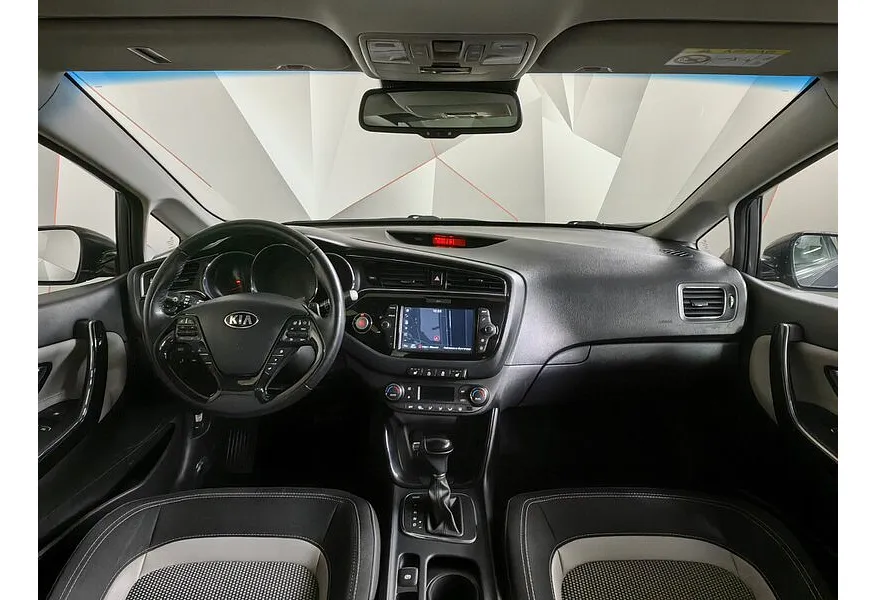 Kia Ceed 1.6 DCT (135 л.с.) Prestige Серый в АВИЛОН. Слайд №14