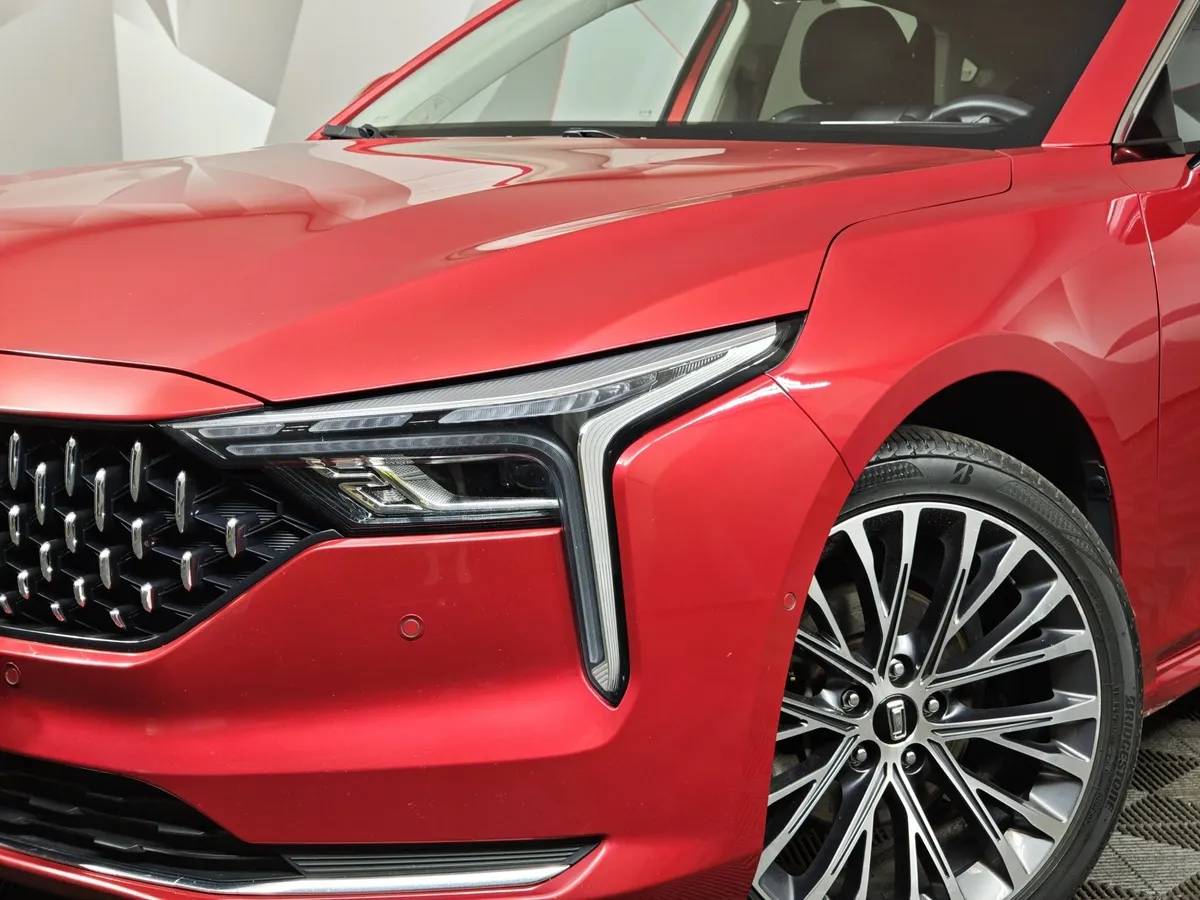FAW Bestune B70 2.0T AT (224 л.с.) Vision Красный в АВИЛОН. Слайд №10