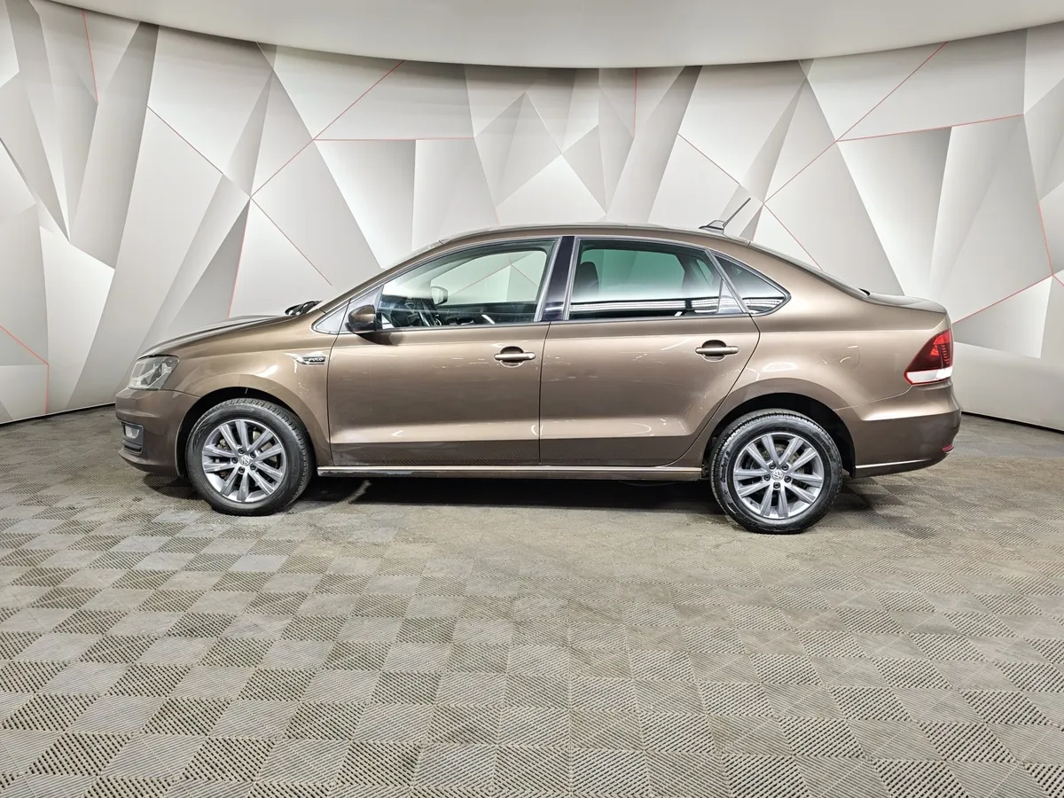 Volkswagen Polo 1.6 MPI AT (110 л.с.) Comfortline Коричневый в АВИЛОН. Слайд №5
