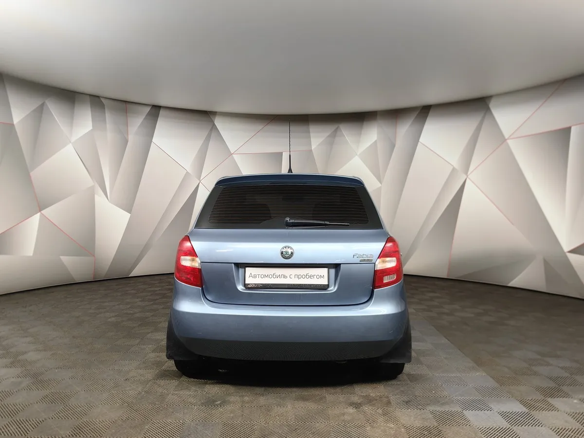 Skoda Fabia 1.4 MT (125 л.с.) Голубой в АВИЛОН. Слайд №8