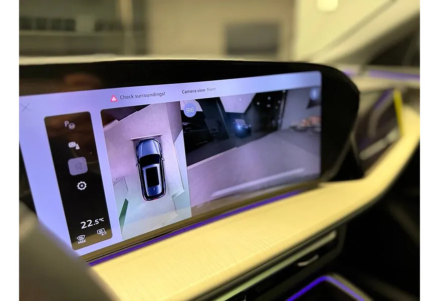 Audi Q5 L 2.0 40 TFSI S tronic quattro (204 л.с.) Черный в АВИЛОН. Слайд №13