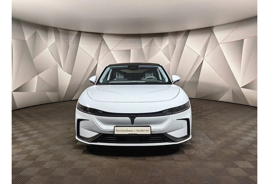 Voyah Passion EV AT AWD (510 л.с.) Синий в АВИЛОН. Слайд №7