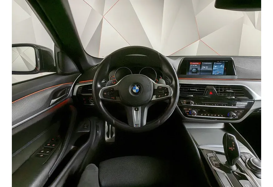 BMW 5 серия 520d xDrive Steptronic (190 л.с.) M Sport Серый в АВИЛОН. Слайд №15