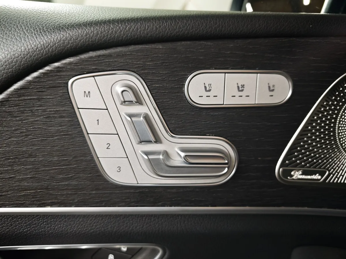 Mercedes-Benz GLE 450 4MATIC 9G-TRONIC (367 л.с.) Черный в АВИЛОН. Слайд №22