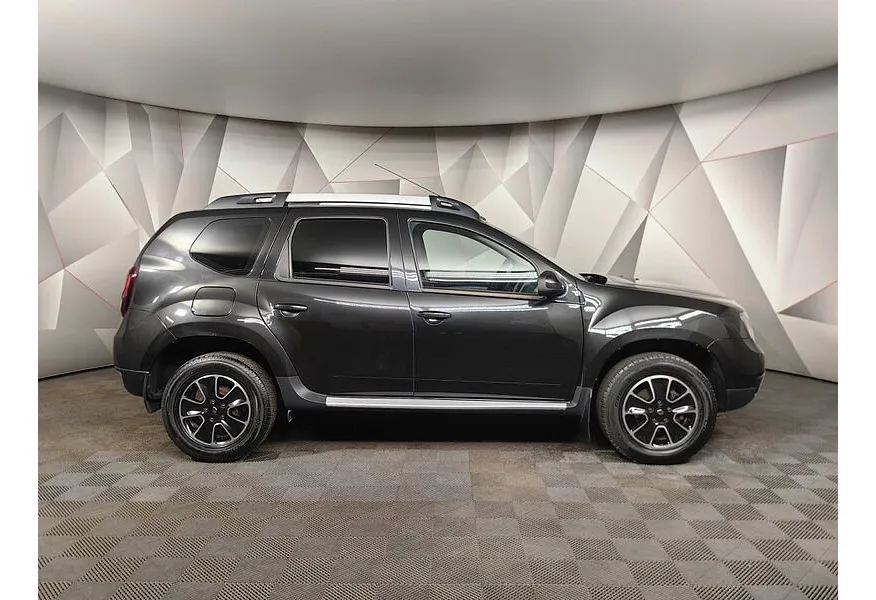 Renault Duster 1.5 dCI MT 4WD (110 л.с.) Черный в АВИЛОН. Слайд №6