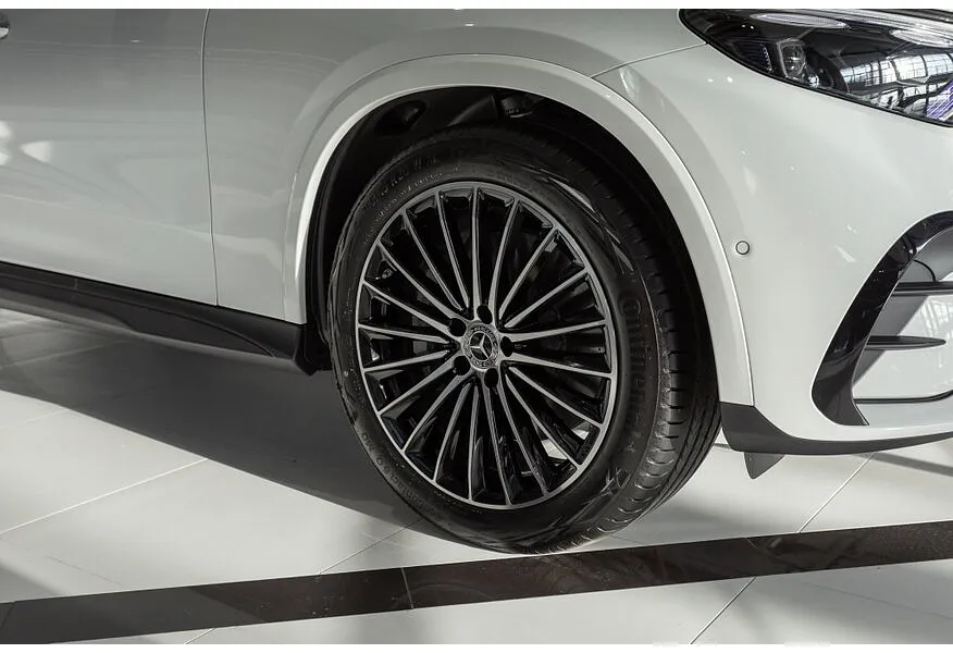 Mercedes-Benz GLC Купе 300 9G-TRONIC 4MATIC (272 л.с.) Белый в АВИЛОН. Слайд №16