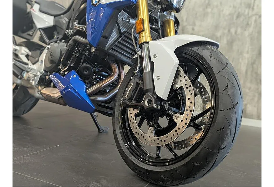 BMW Motorrad F 900 R F 900 R 895 см³ 895 Белый в АВИЛОН. Слайд №6