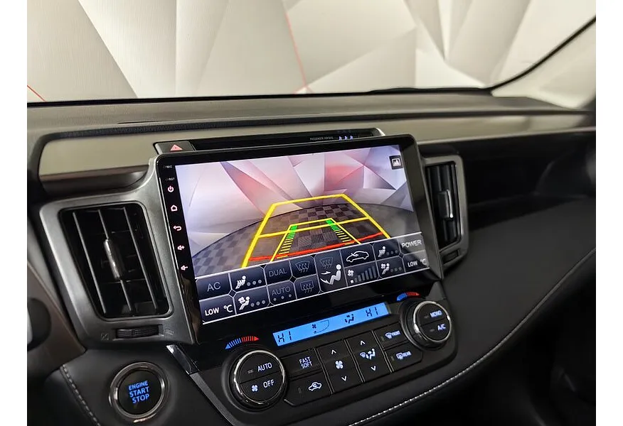 Toyota RAV4 2.2 TD AT (150 л.с.) Белый в АВИЛОН. Слайд №21