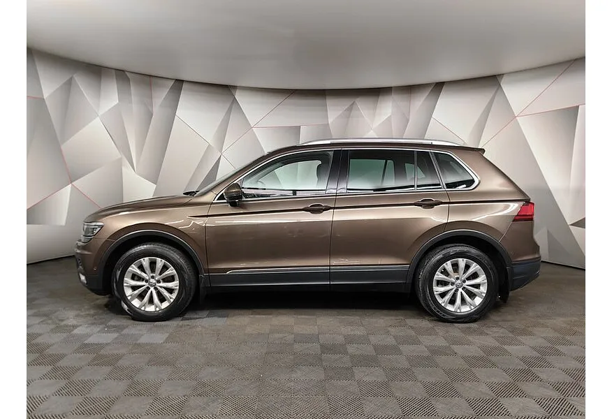 Volkswagen Tiguan 2.0 TDI 4Motion DSG (150 л.с.) Comfortline Коричневый в АВИЛОН. Слайд №3