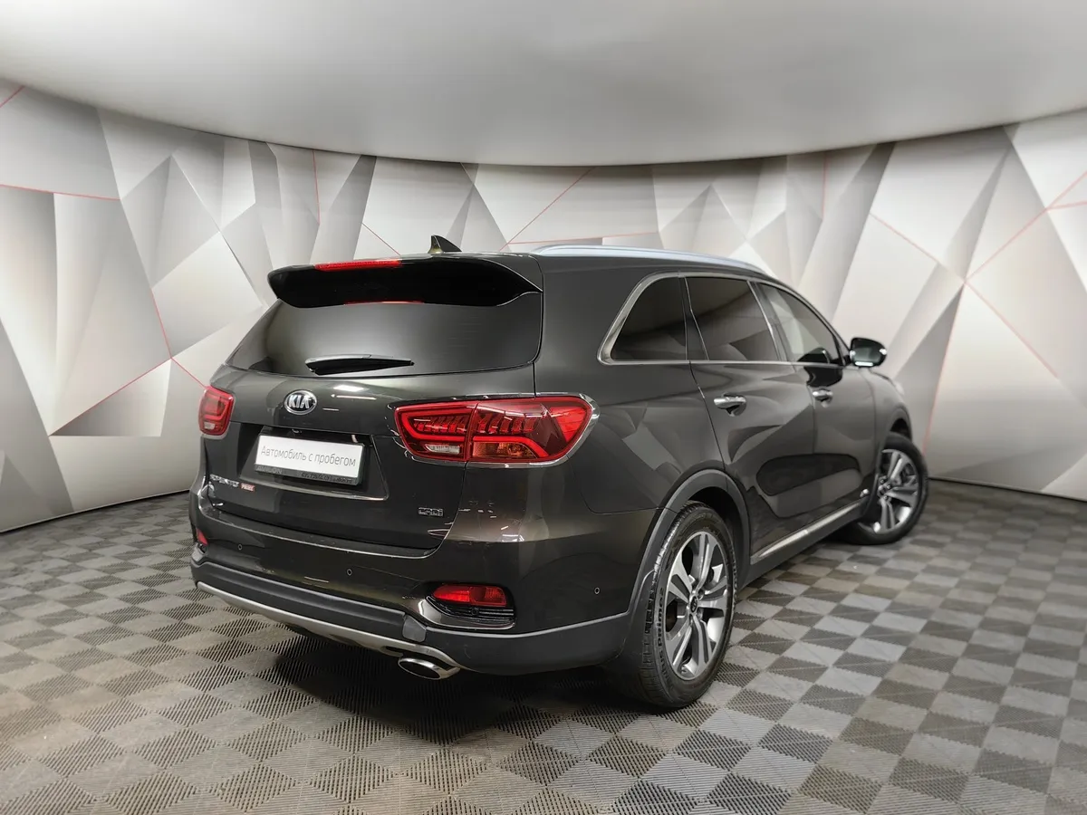 Kia Sorento 2.2 CRDi AT AWD (200 л.с.) Premium Коричневый в АВИЛОН. Слайд №2