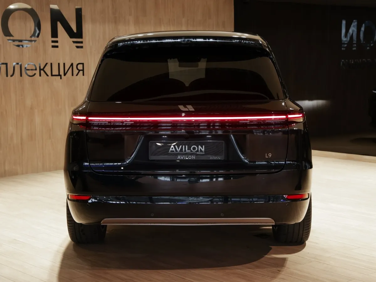 Li Auto L9 1.5 AT 4WD (449 л.с.) Ultra Черный в АВИЛОН. Слайд №5