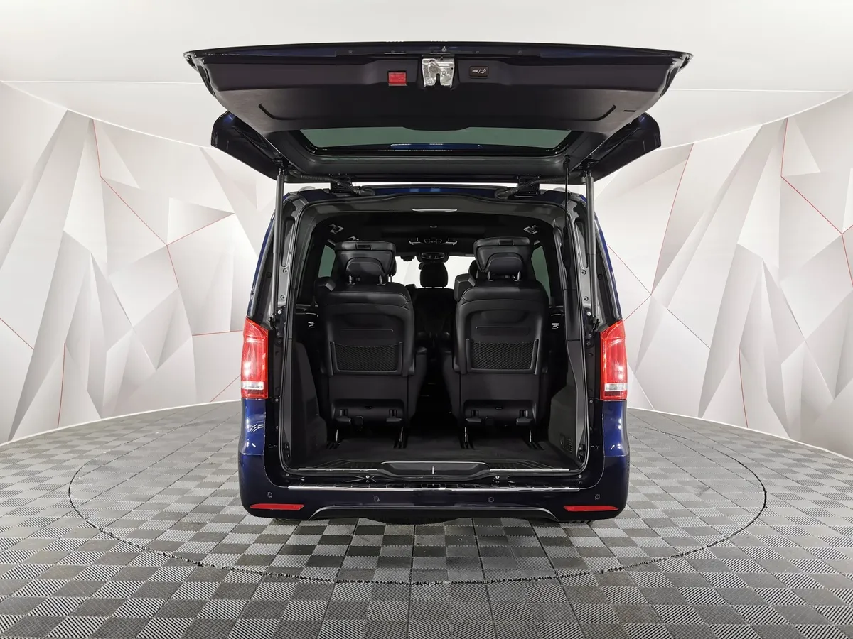 Mercedes-Benz V-Класс V 250 BlueTEC 7G-Tronic Plus 4x4 (190 л.с.) AMG Line Синий в АВИЛОН. Слайд №11