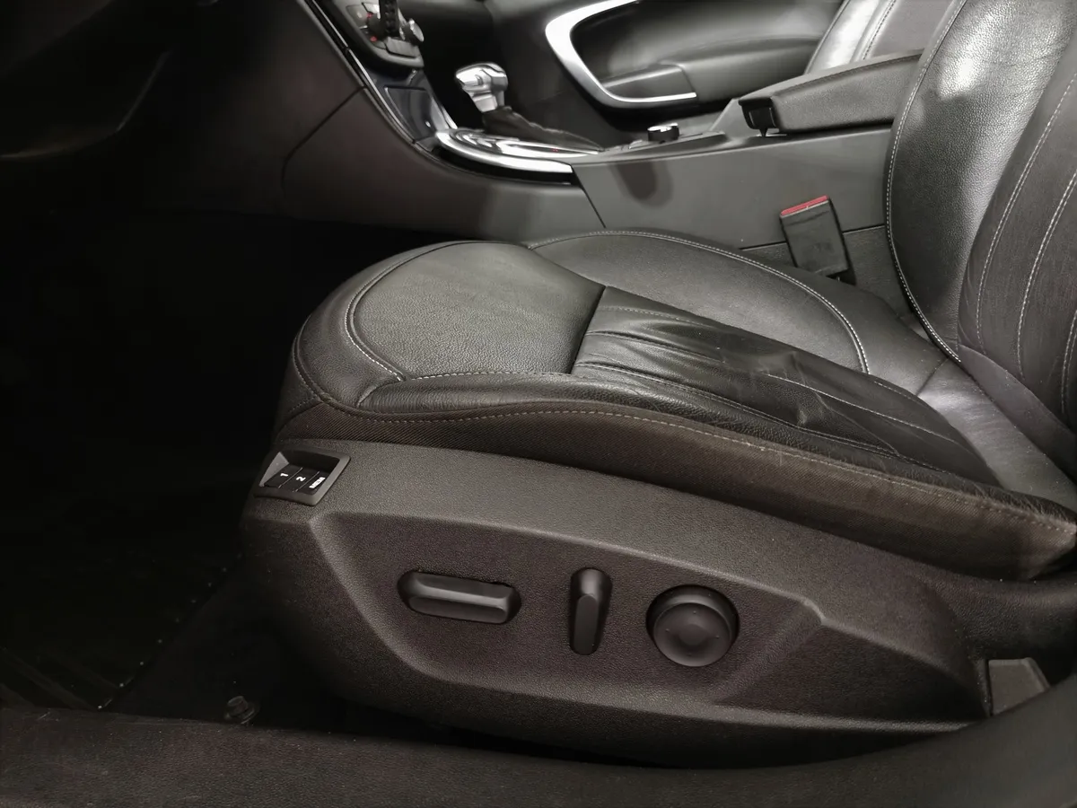 Opel Insignia 2.0 CDTI AT (160 л.с.) Черный в АВИЛОН. Слайд №19