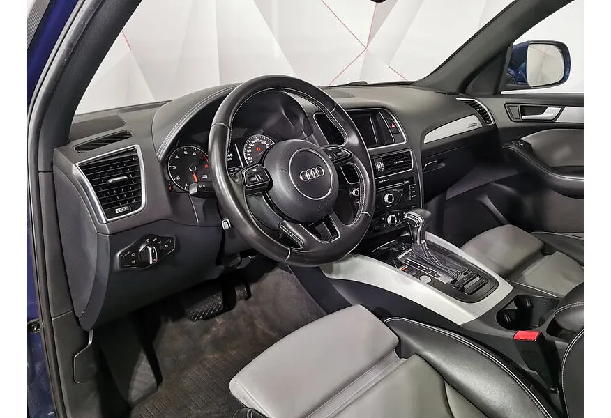 Audi Q5 2.0 TFSI Tiptronic quattro (225 л.с.) Синий в АВИЛОН. Слайд №9