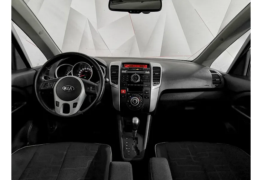 Kia Venga 1.6 AT (125 л.с.) Белый в АВИЛОН. Слайд №14
