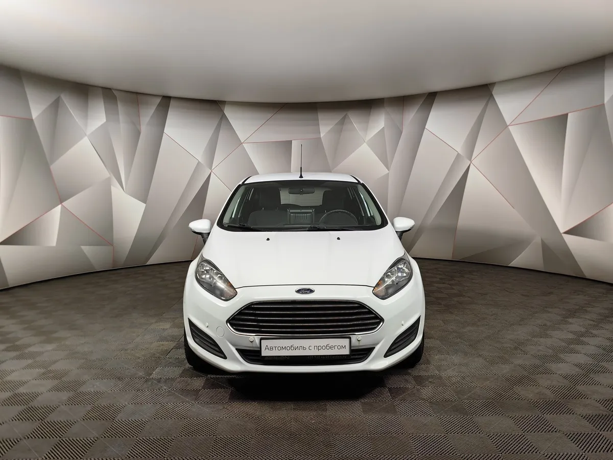 Ford Fiesta 1.4 MT (80 л.с.) Ghia Белый в АВИЛОН. Слайд №7