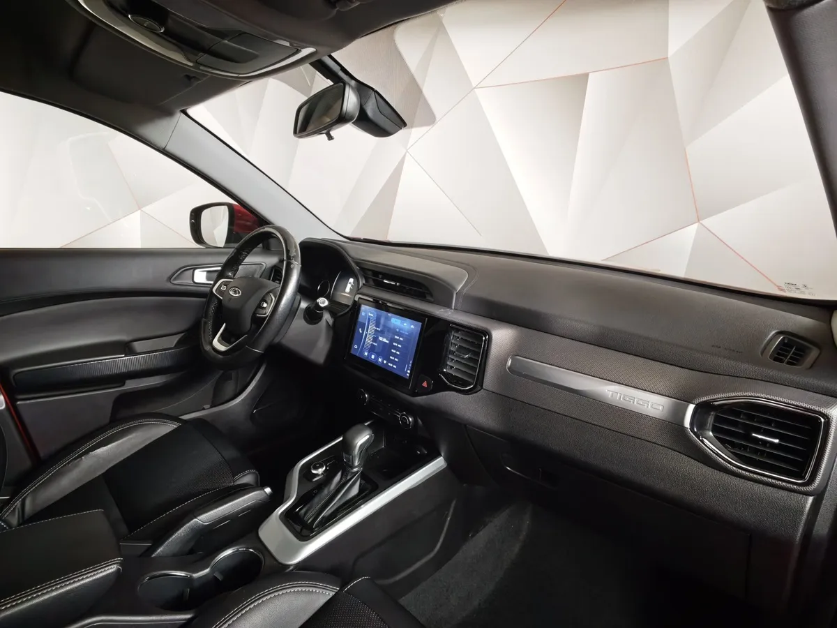 Chery Tiggo 4 2.0 CTV (122 л.с.) Techno Красный в АВИЛОН. Слайд №13