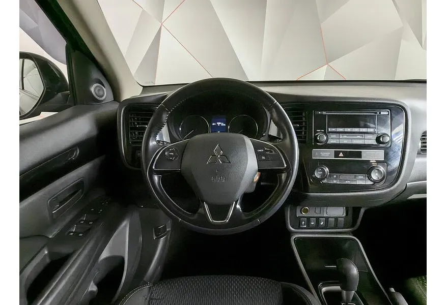 Mitsubishi Outlander 2.0 MIVEC CVT 2WD (146 л.с.) Invite Коричневый в АВИЛОН. Слайд №20