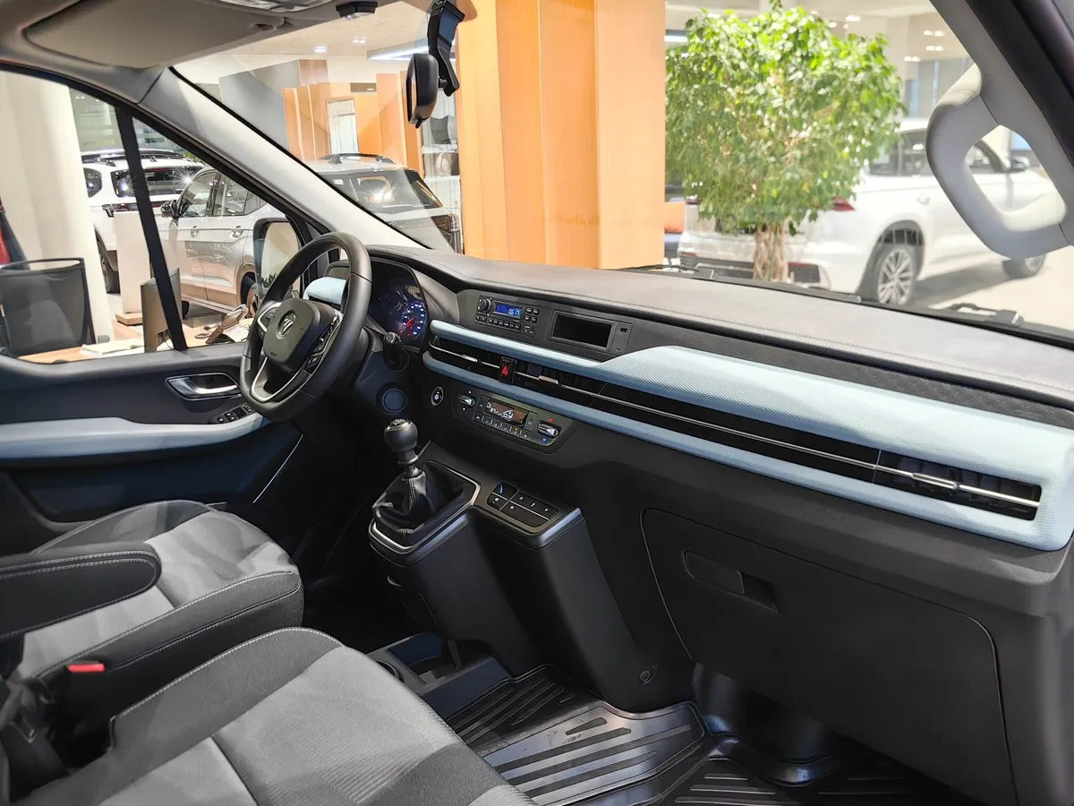 Foton View 2.0D 6MT RWD (159 л.с.) H1 1990 Серебристый в АВИЛОН. Слайд №8