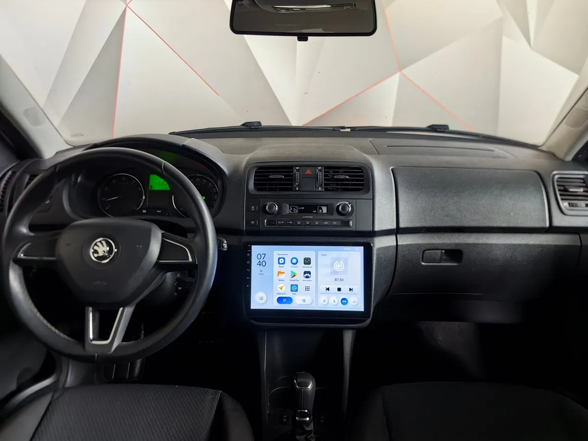 Skoda Fabia 1.6 AT (105 л.с.) Серебристый в АВИЛОН. Слайд №14