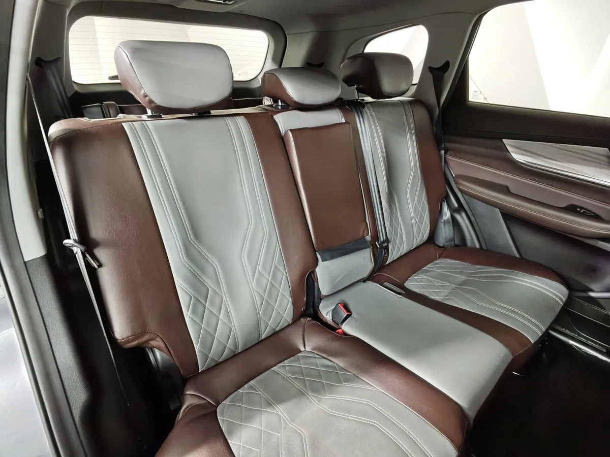 Chery Tiggo 8 Pro 1.6 TGDI DCT7 (186 л.с.) Prestige Dreamline Серый в АВИЛОН. Слайд №17