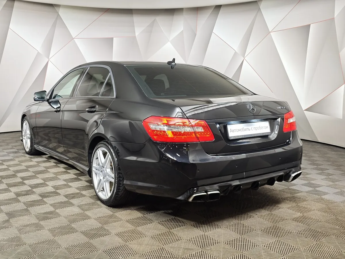 Mercedes-Benz E-Класс E 200 T CGI BlueEfficiency AT (184 л.с.) Черный в АВИЛОН. Слайд №4