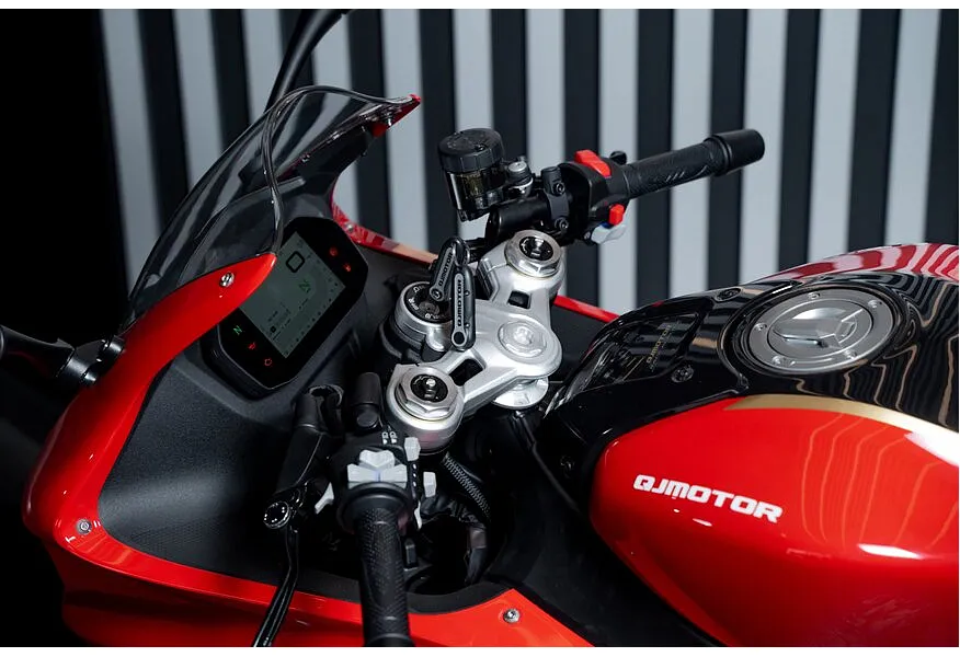 АВИЛОН - QJMOTOR SRK 800 RR 800 см³ (95 л.с.) 800 Красный - slide 2