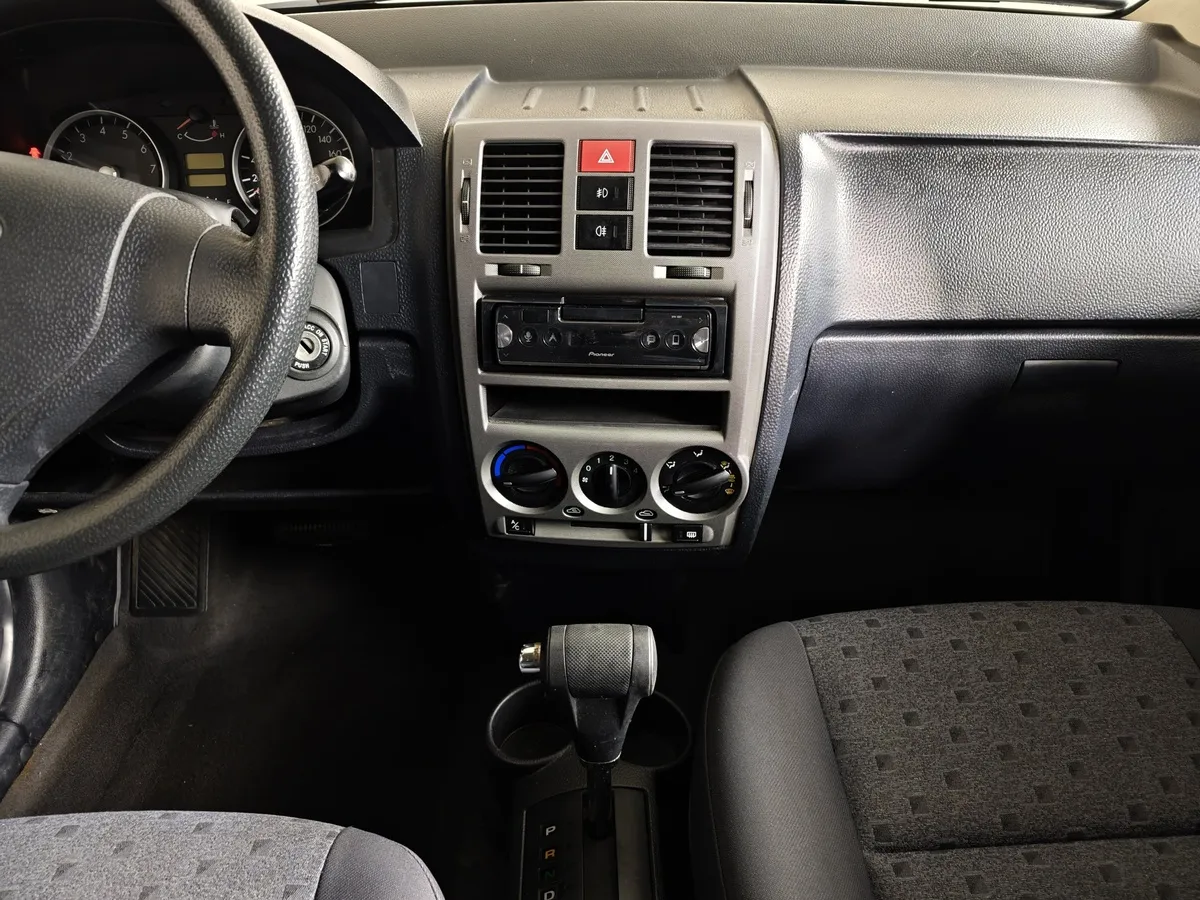Hyundai Getz 1.3 AT (82 л.с.) Серебристый в АВИЛОН. Слайд №14