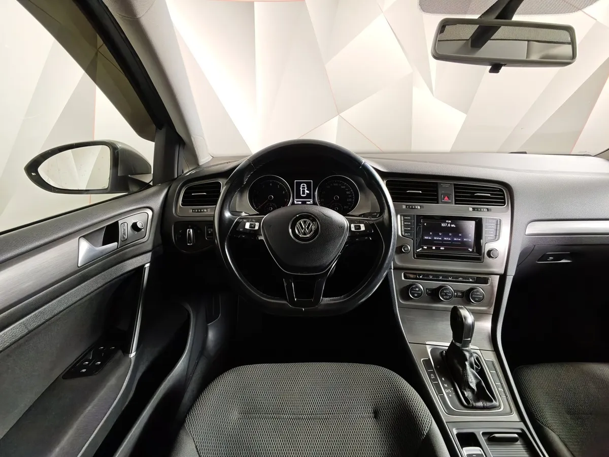 Volkswagen Golf 1.4 TSI BlueMotion DSG (122 л.с.) Comfortline Серебристый в АВИЛОН. Слайд №20