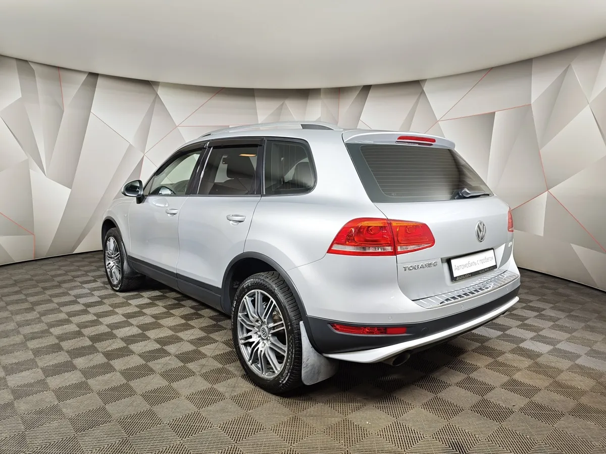 Volkswagen Touareg 3.6 FSI Tiptronic 4Motion (249 л.с.) V6 FSI Серебристый в АВИЛОН. Слайд №4