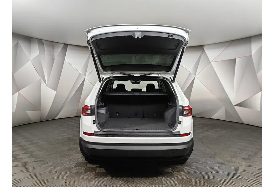Skoda Kodiaq 1.4 TSI DSG 4X4 (150 л.с.) Белый в АВИЛОН. Слайд №11