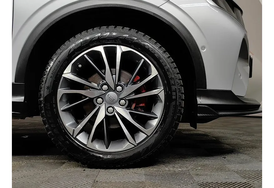 Geely Coolray 1.5T 7DCT 2WD (150 л.с.) Flagship Серый в АВИЛОН. Слайд №9