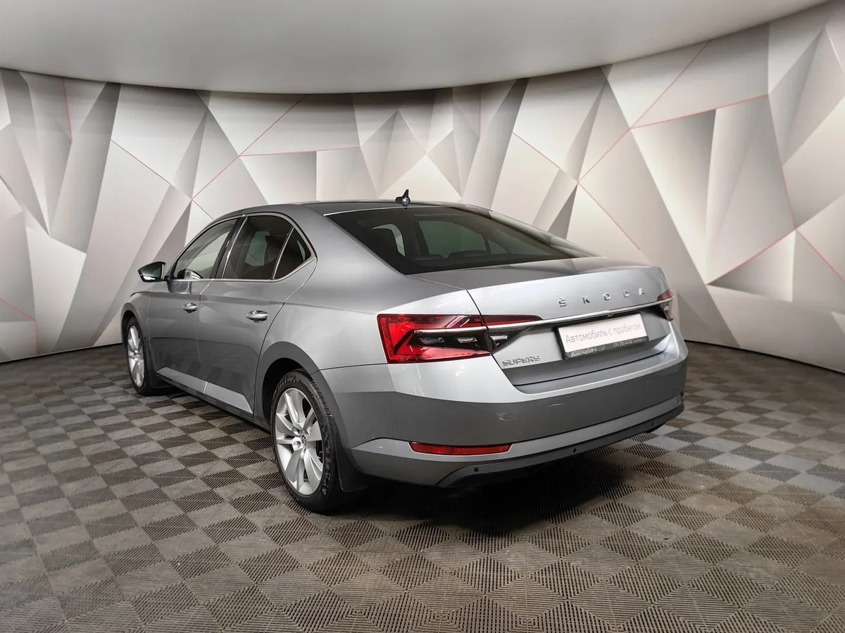 Skoda Superb 2.0 TSI DSG (190 л.с.) Серый в АВИЛОН. Слайд №4