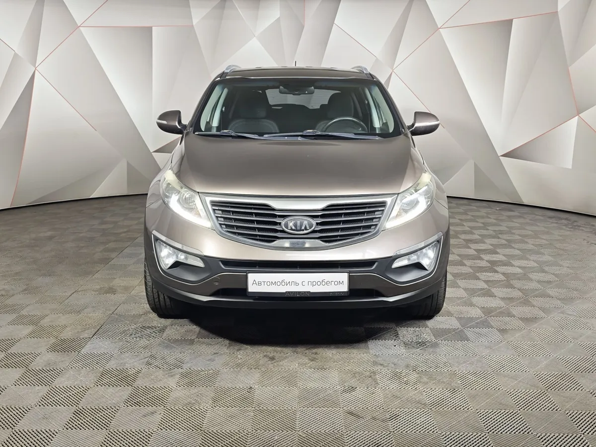 Kia Sportage 2.0 AT 4WD (150 л.с.) Luxe Коричневый в АВИЛОН. Слайд №7