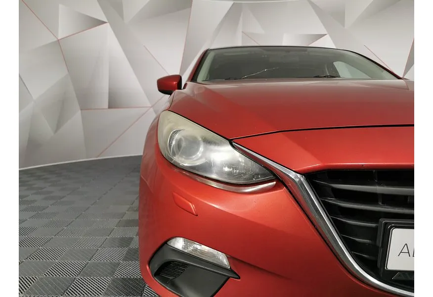 Mazda 3 1.6 MT (104 л.с.) Красный в АВИЛОН. Слайд №10 Mazda 3 1.6 MT (104 л.с.) Красный в АВИЛОН. Слайд №10