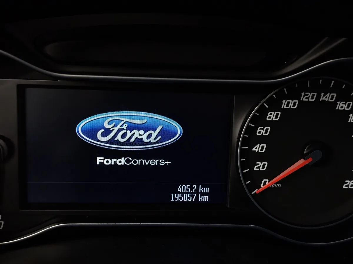 Ford Mondeo 2.0 EcoBoost PowerShift (200 л.с.) Titanium Серебристый в АВИЛОН. Слайд №16