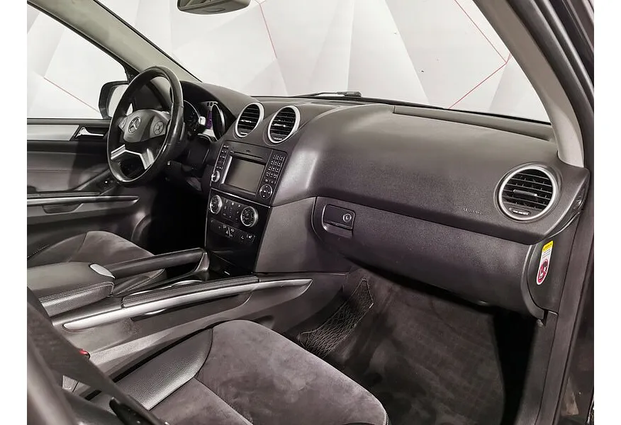 Mercedes-Benz M-Класс ML 320 CDI 7G-Tronic (224 л.с.) Черный в АВИЛОН. Слайд №11